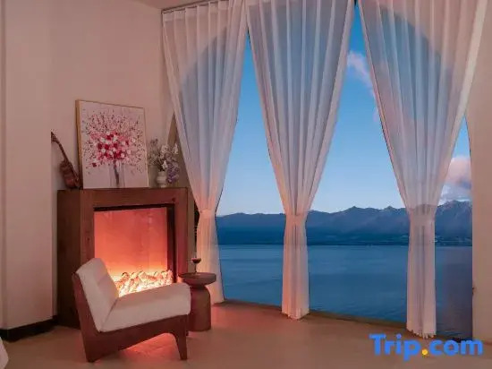 Yujianhai · Oceanfront First-Row Seaview Smart Vacation Boutique Inn (Shuanglang Erhai Branch)