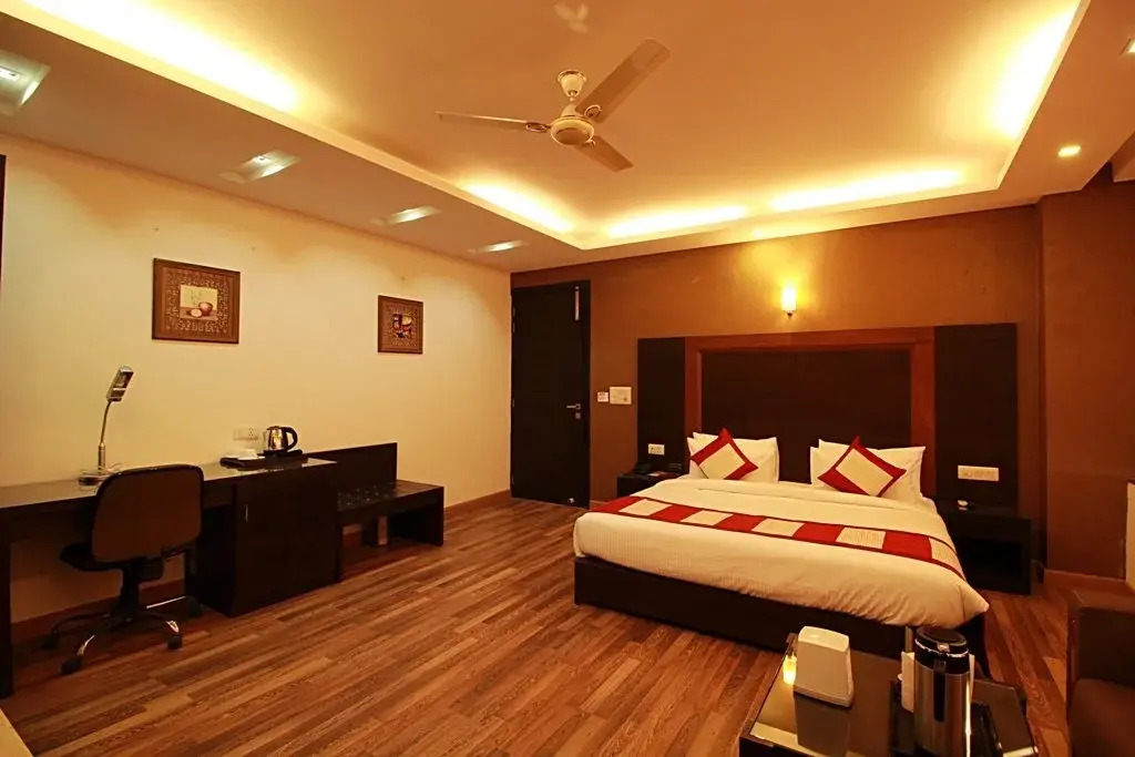 Hotel Inderlok Ananta