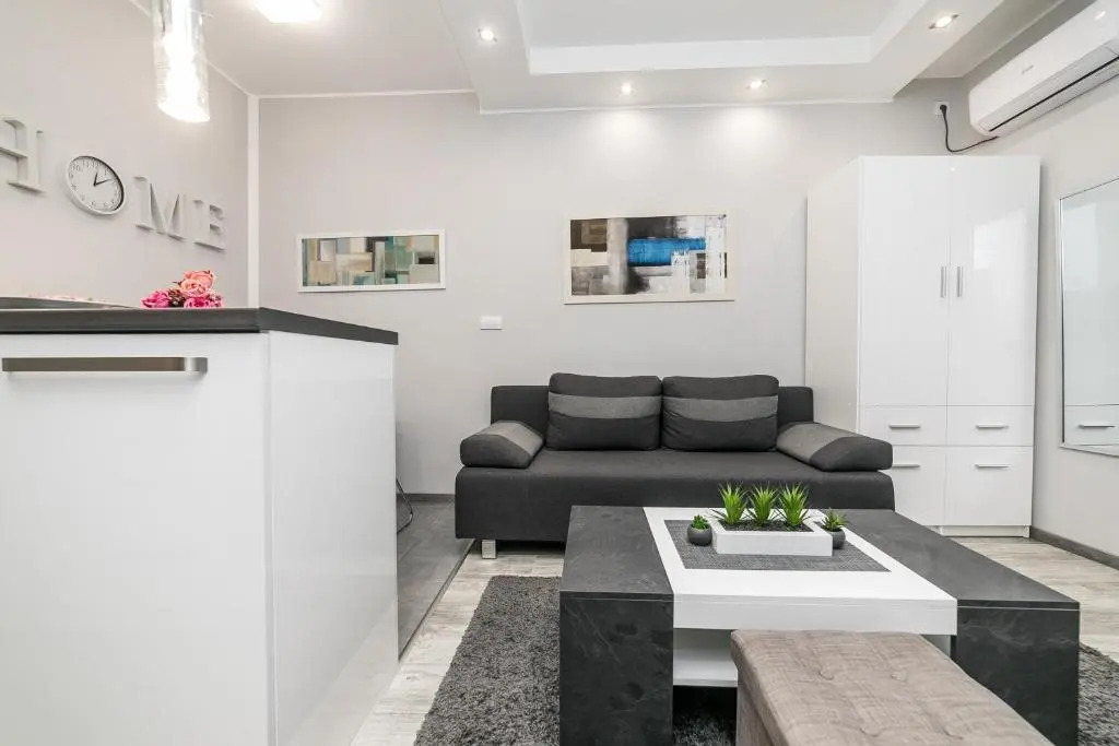 Gray Luxe