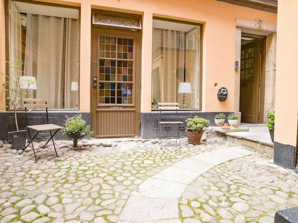Cute Studio Apartment in Old Town