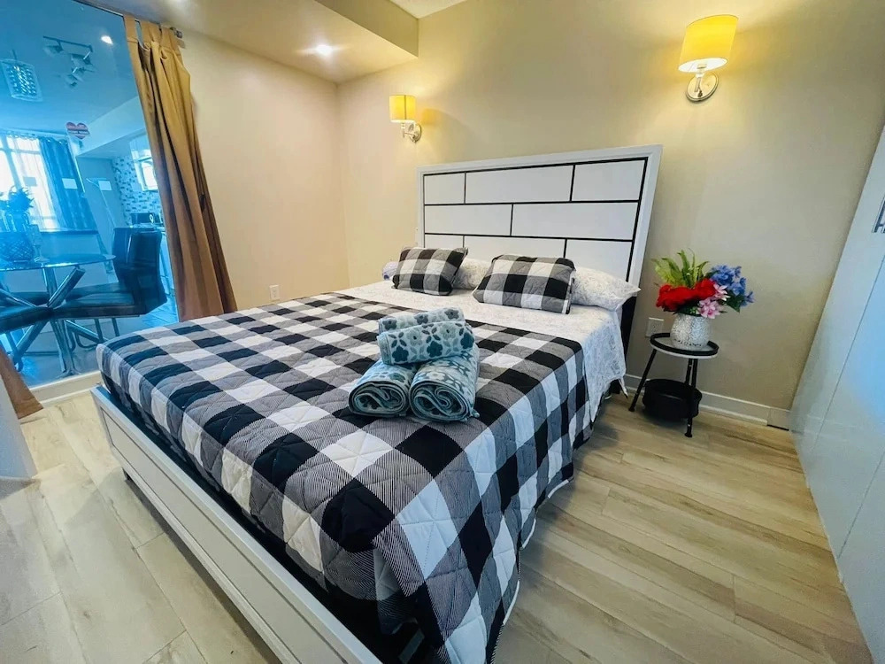 Waterfront Grand Apartments
