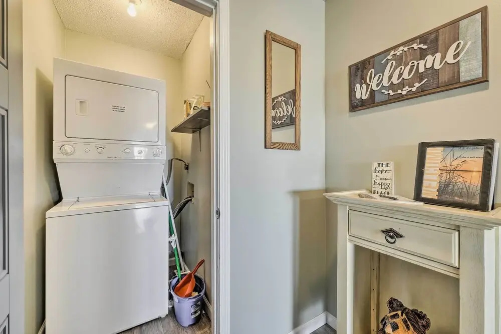 Inviting Branson West Condo w/ Pool Access