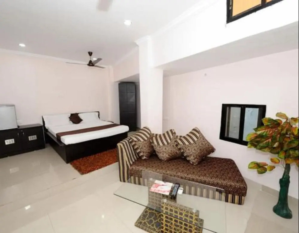 Hotel Amit Regency
