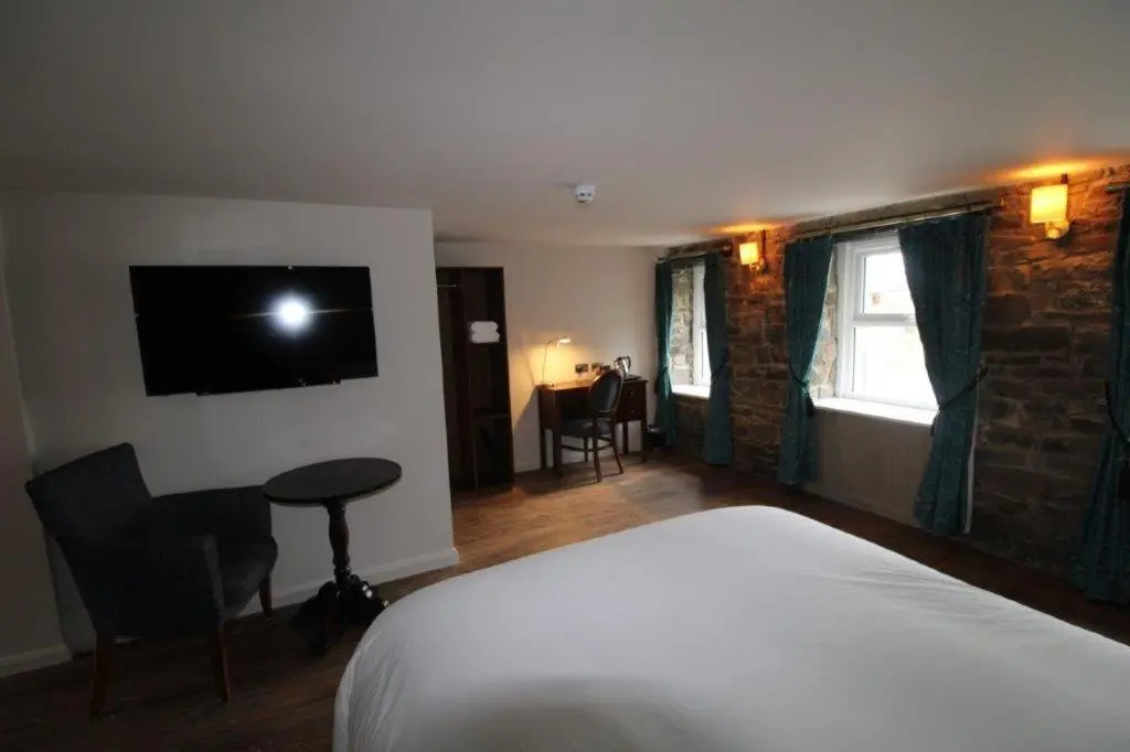 rooms @ the dolau inn