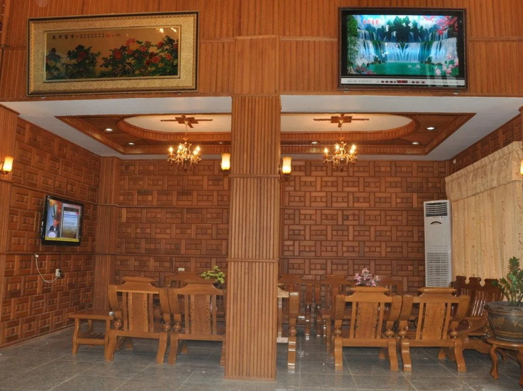 Golden Star Hotel
