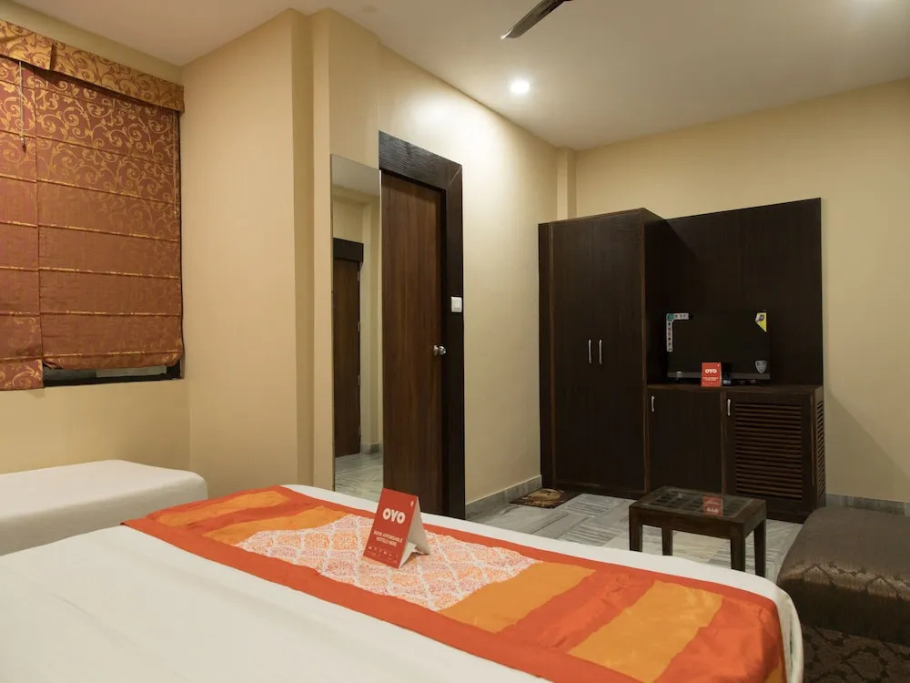 OYO 10023 Hotel Satya