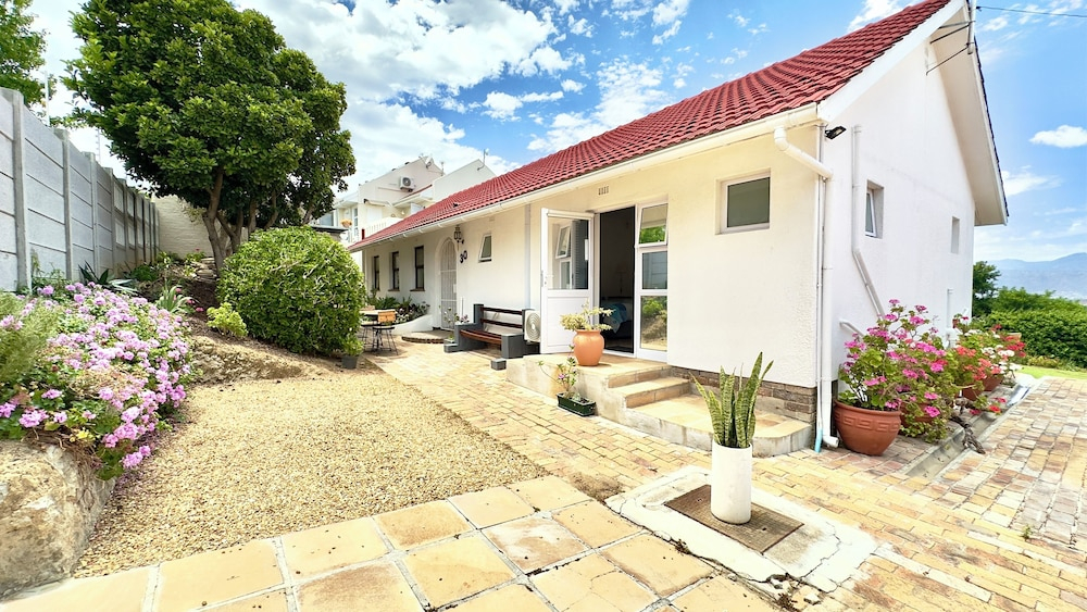 Somerset View Guest House