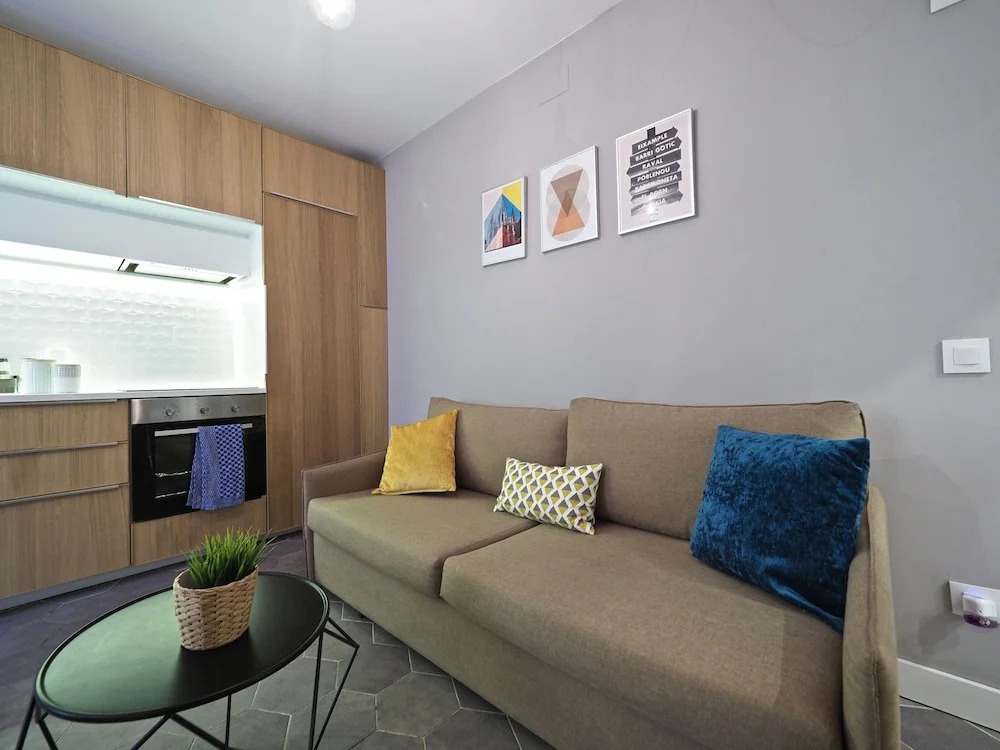 Torrassa Cozy Apartment by Olala Homes