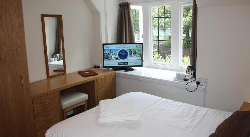 East Cliff Cottage Hotel
