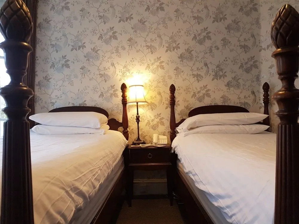 George III Hotel