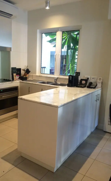 4111 Beach Club Direct Pool Access