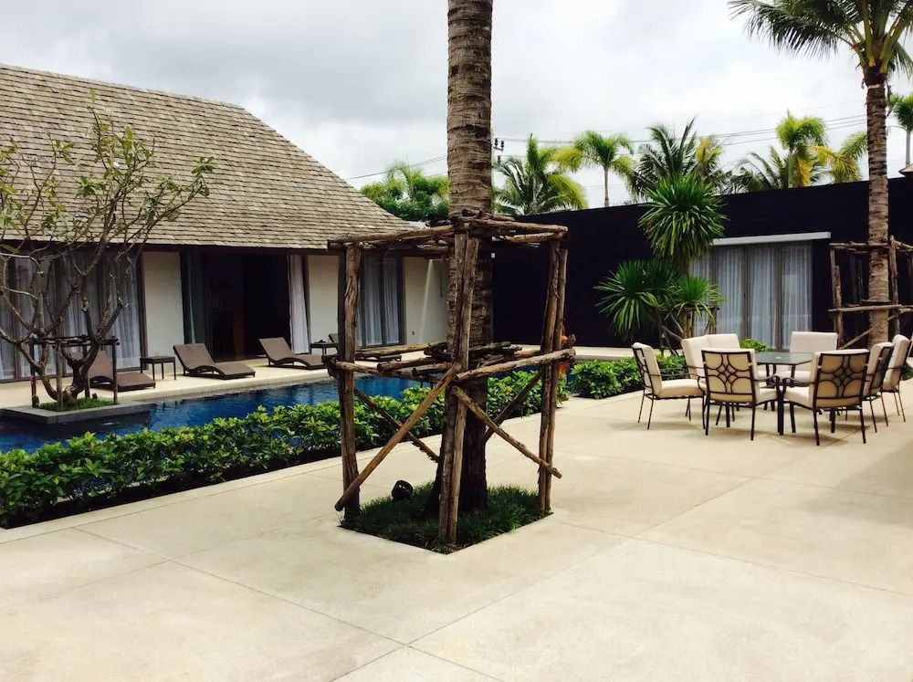 Anchan Lagoon Serenity Villa