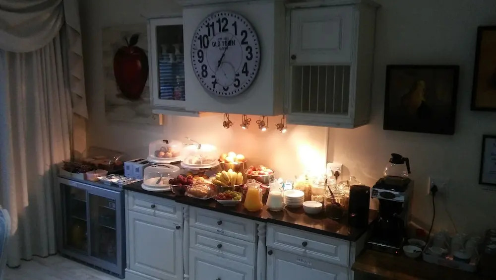 Altona Lodge