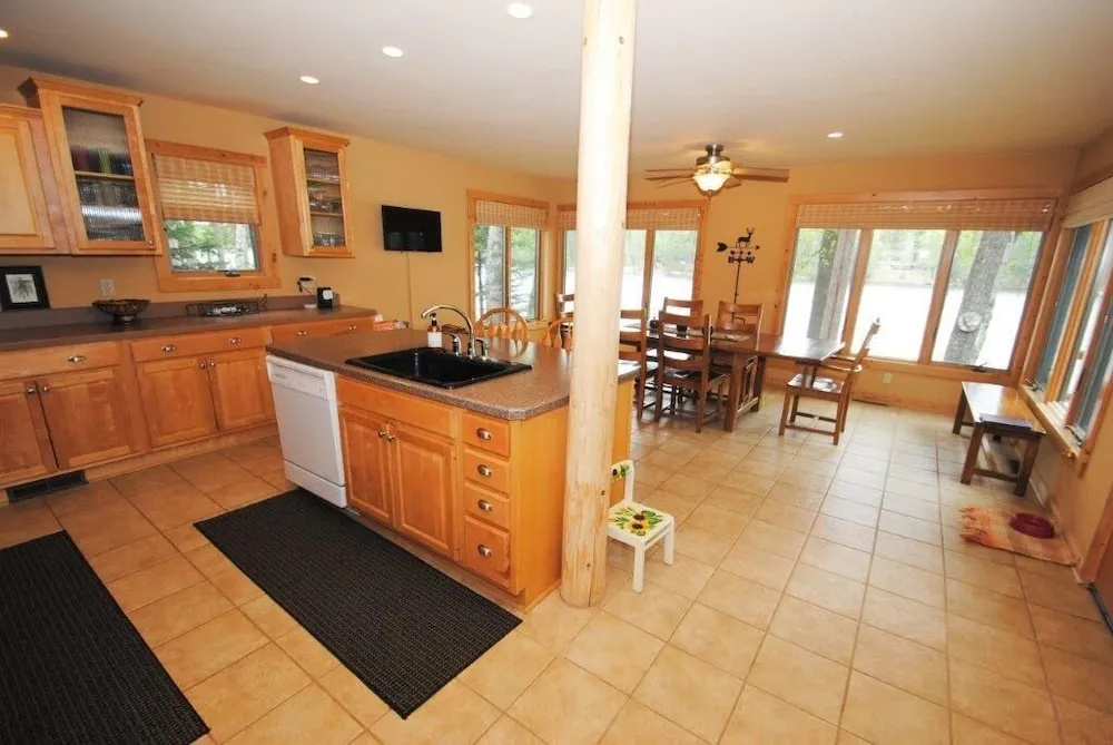 Deer Crossing - 4 Br Home