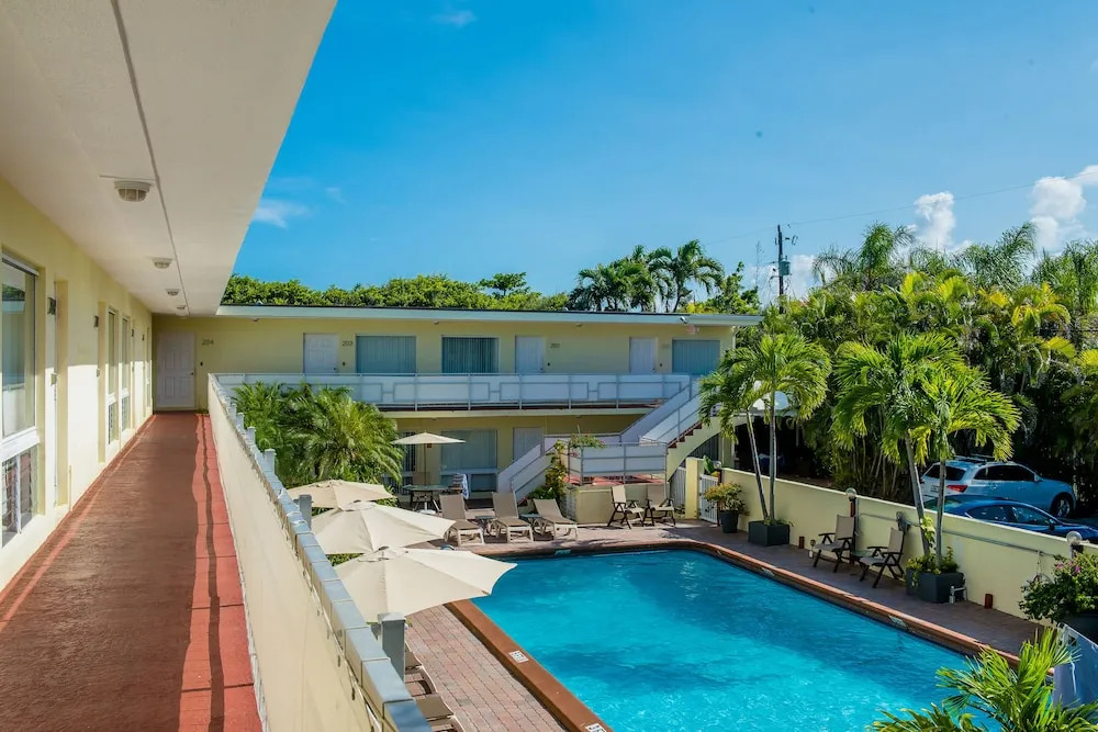 Ocean Lodge