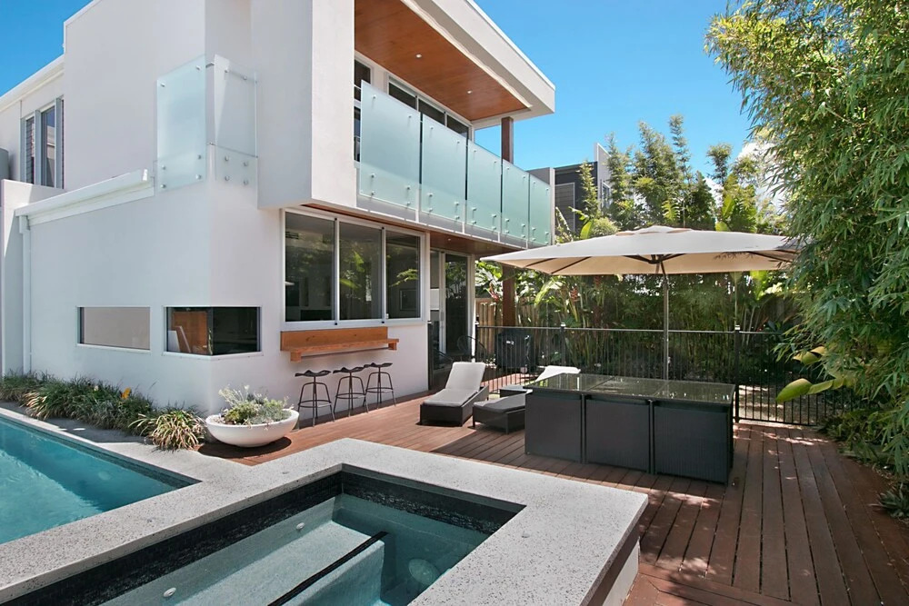 Deluxe Beach House On Banzai