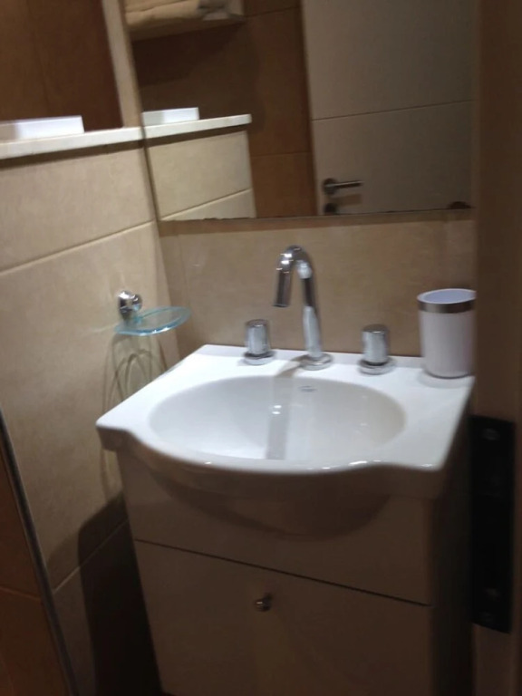Comfortable Apartment w Great Location