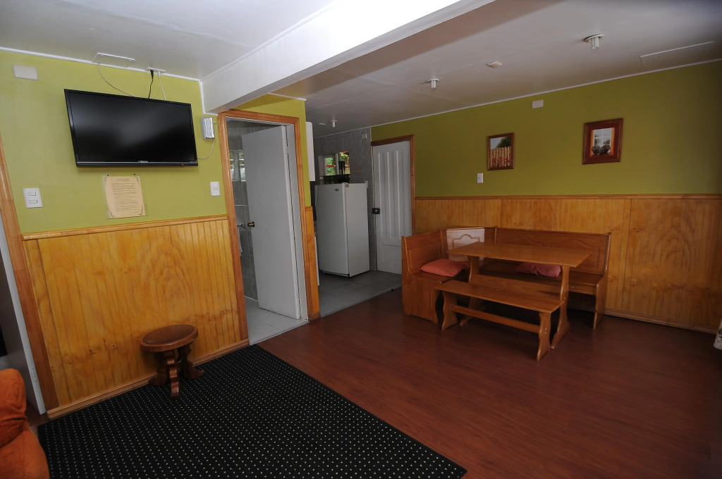 Cabañas y Hostal Borde Rio