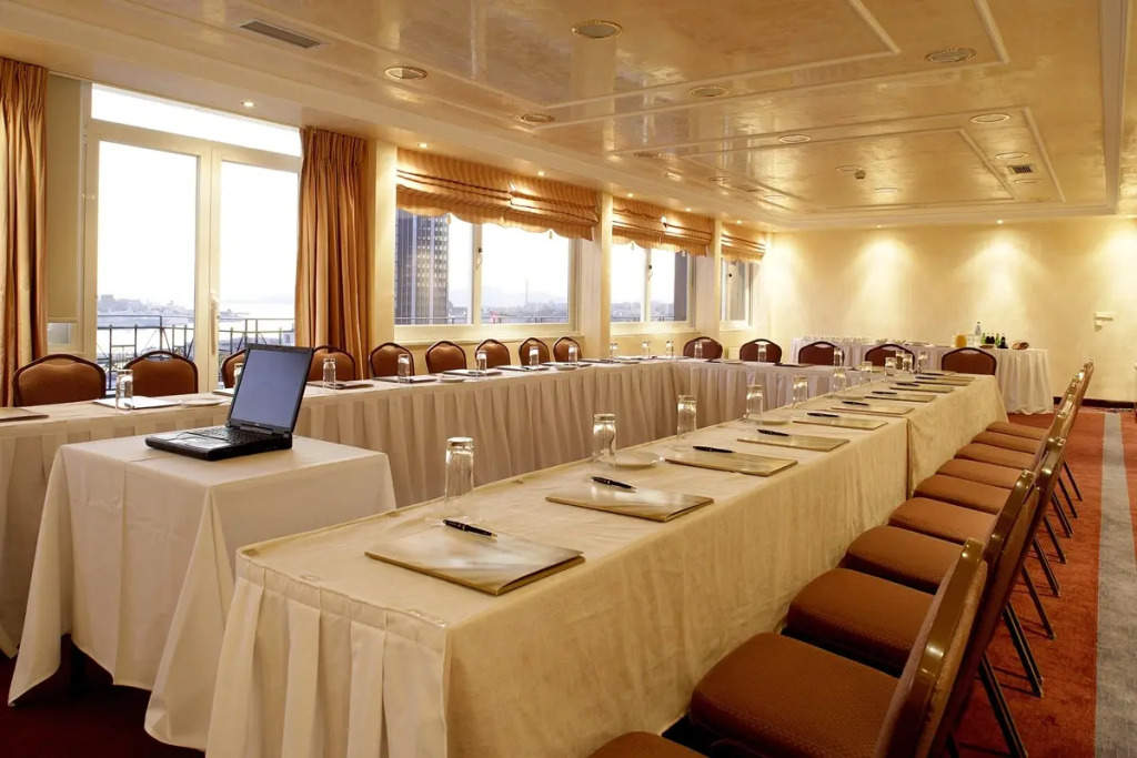 Piraeus Theoxenia Hotel