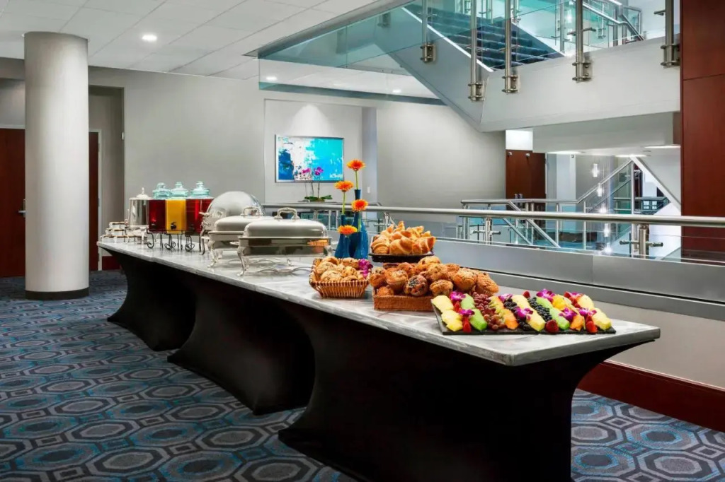 Courtyard by Marriott Boston Cambridge