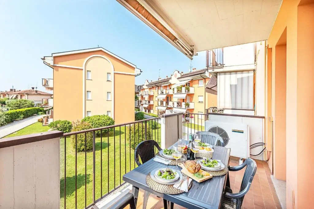 Le Primule F6 con Piscina by Wonderful Italy