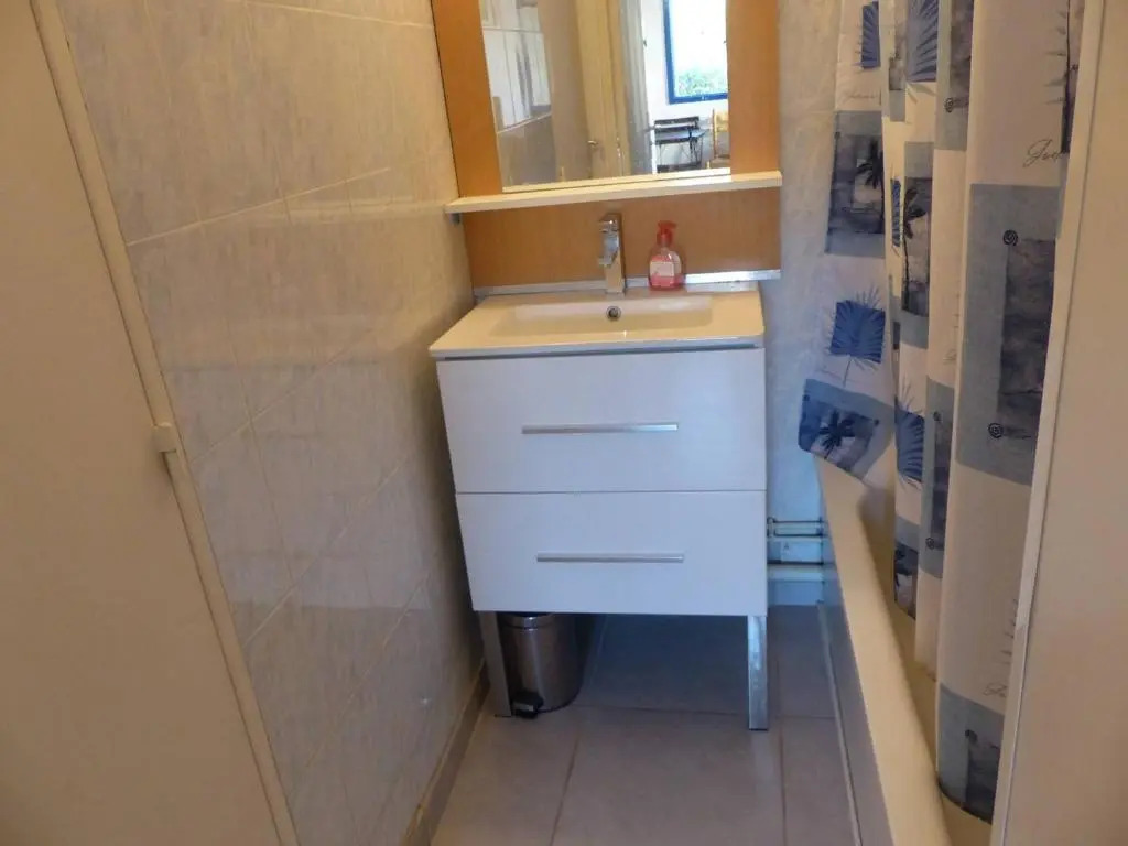 Maison Le Lavandou, 2 pièces, 4 personnes - FR-1-308-85