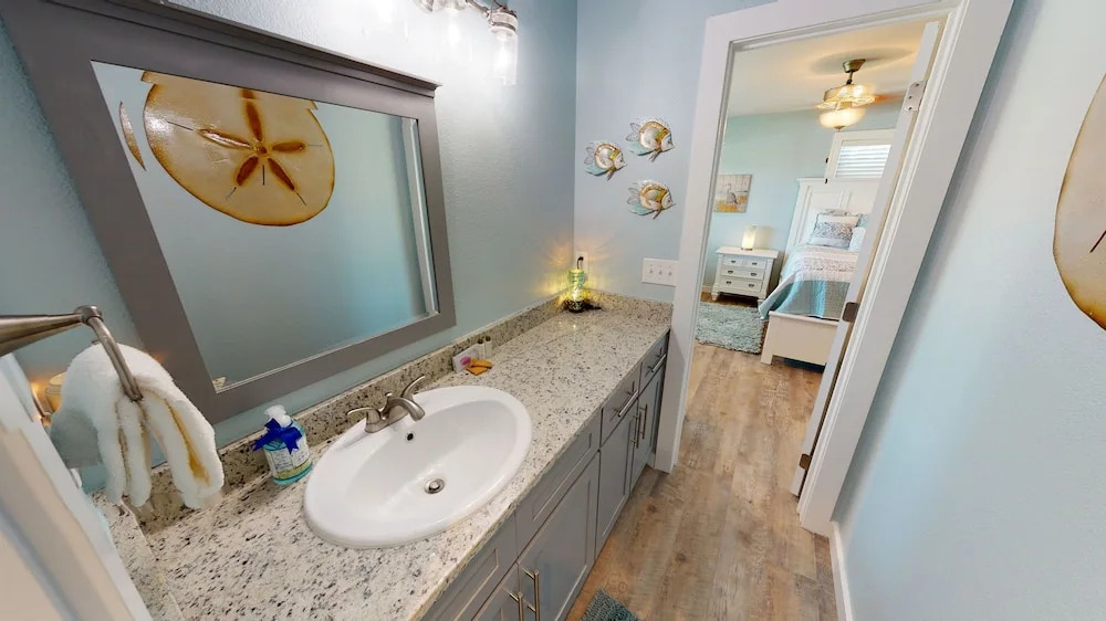 Aransas Harbors B106 2 Bedroom Condo