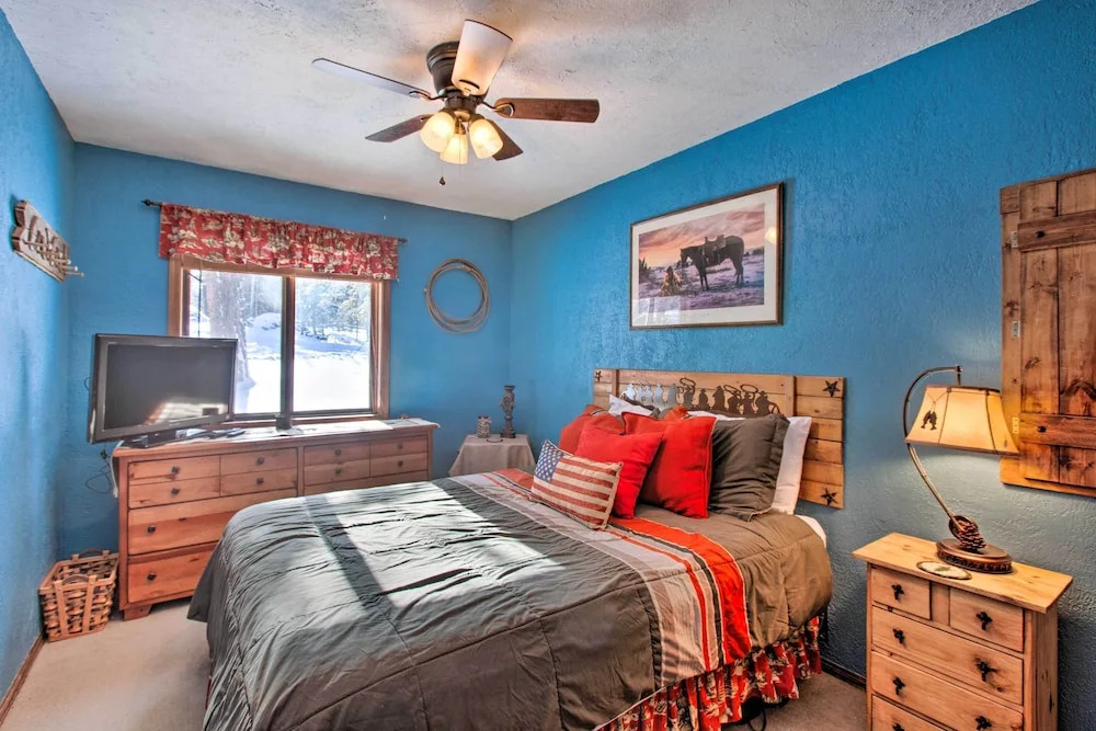 Serene Angel Fire Cabin w/ Community Pools!