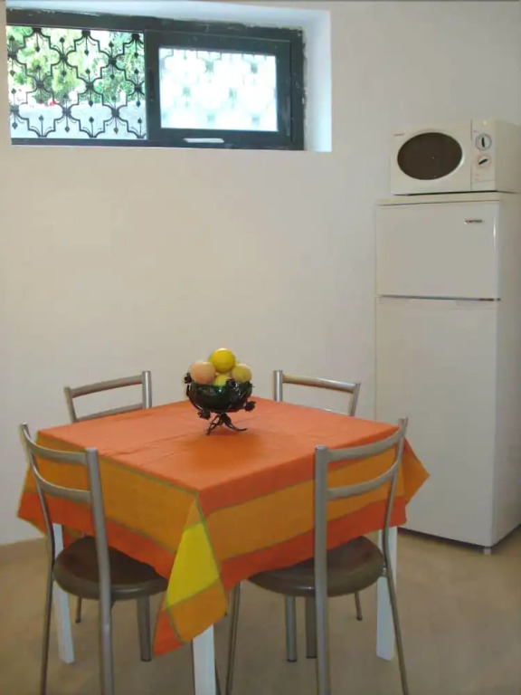 Roseto Apartments