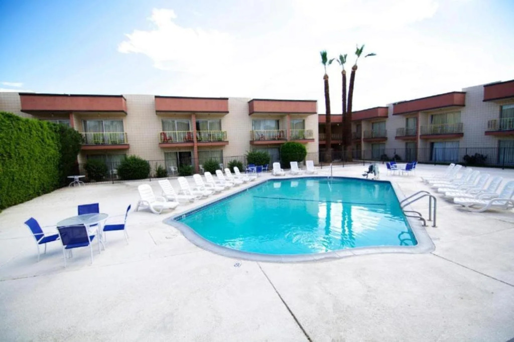 Royal Plaza Inn