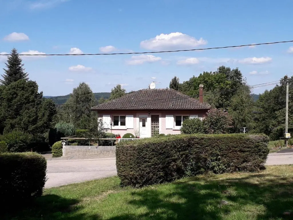 Gite Anould, 3 pièces, 4 personnes - FR-1-589-75