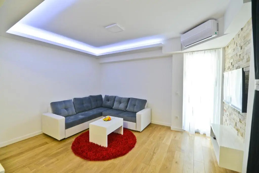 Apartment Domalu Old Town
