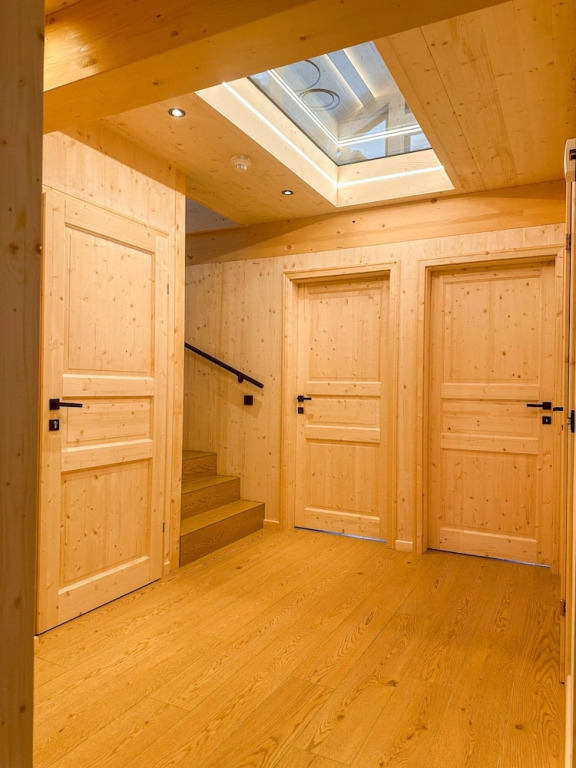 Superior Chalet With Sauna & Hot Tub