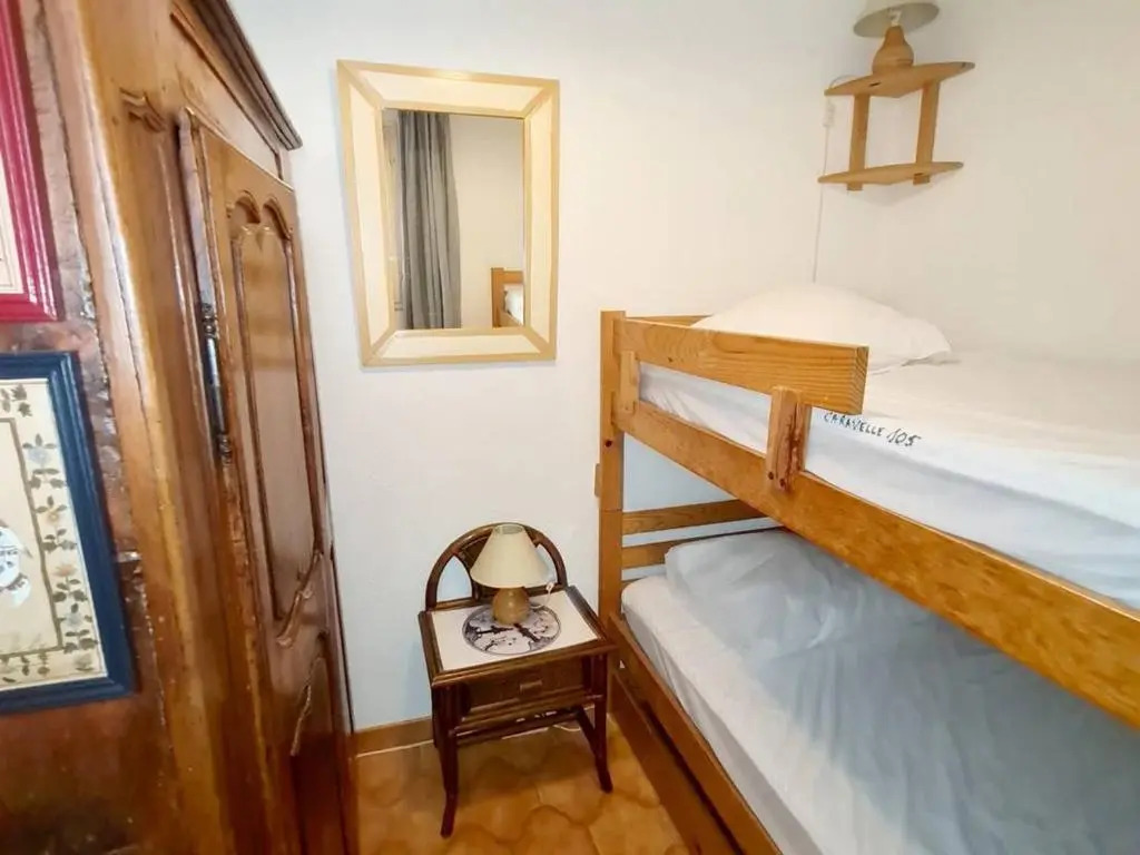 Appartement Six-Fours-les-Plages, 2 pièces, 4 personnes - FR-1-316-212