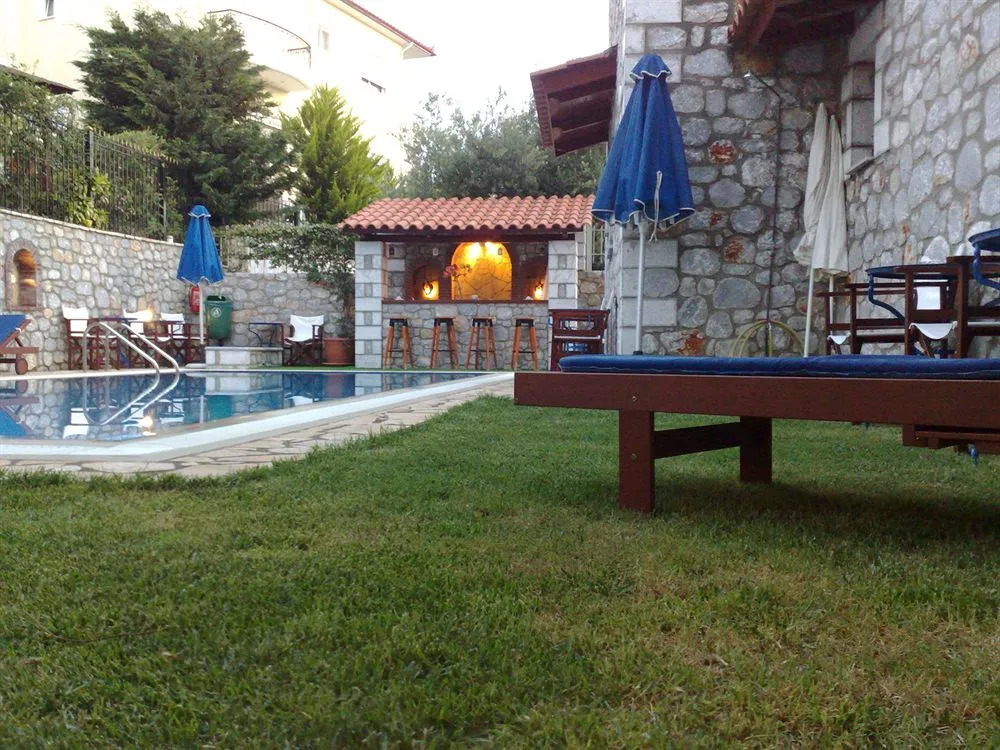 Vip Lounge Resort and Suites