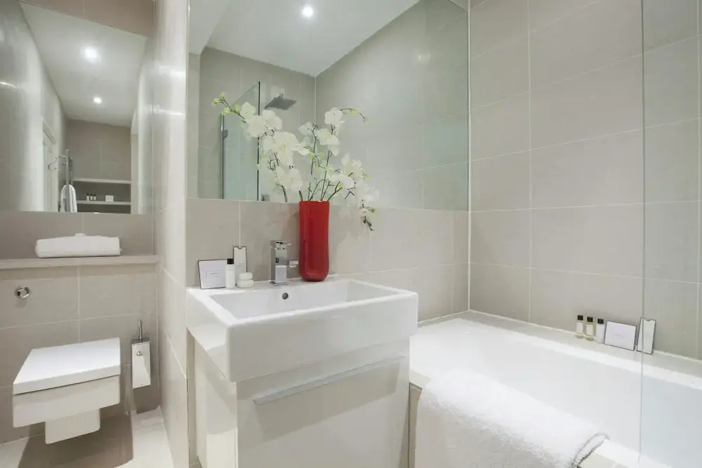 Ossington Street by Onefinestay