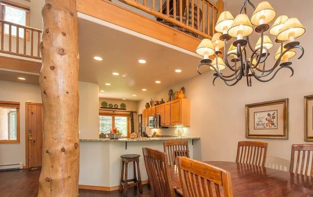 50 Dakota Park 4 Br Townhouse by RedAwning