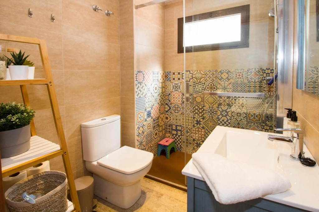 Perfectly located beachside apartment in Elviria Marbella