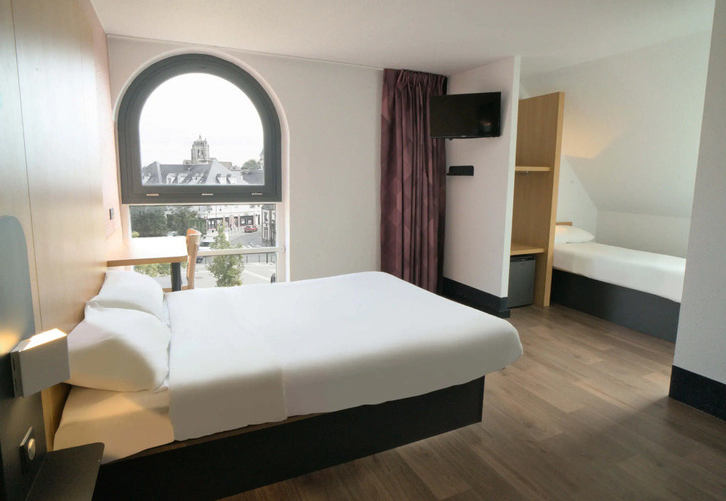 B&B HOTEL Dreux Centre