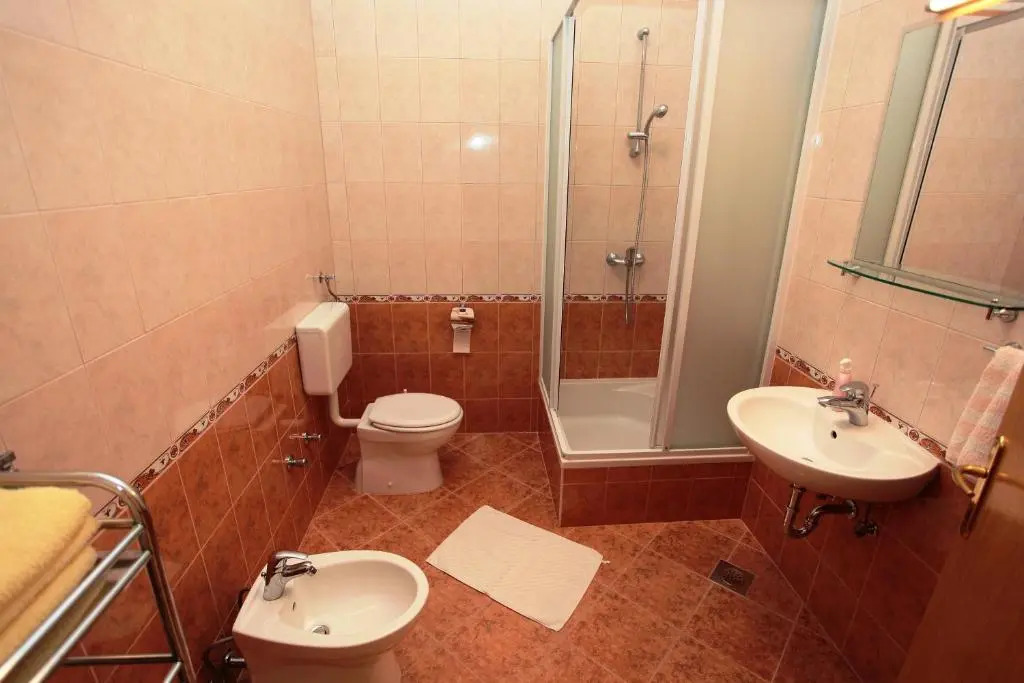 Apartments Akmadzic