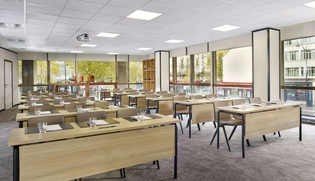 Отель Hyatt Regency Paris Etoile