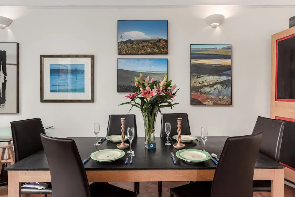 Light And Comfortable Hammersmith Home Ssq