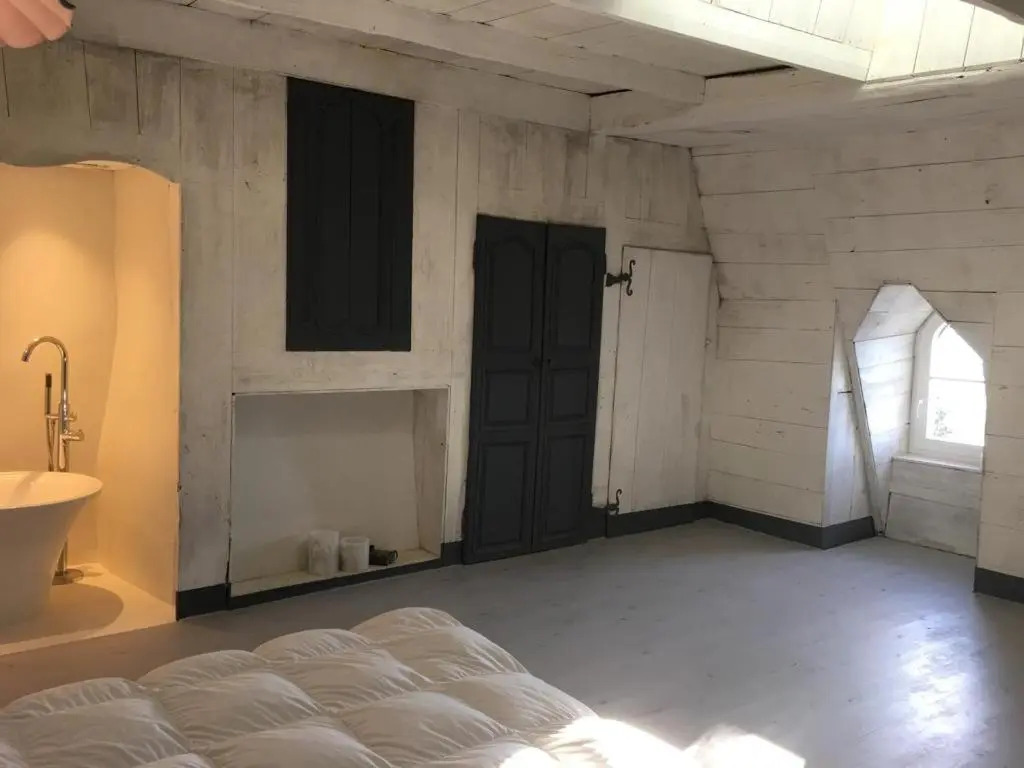 LA CURE grande maison de charme de 2 a 14 personnes