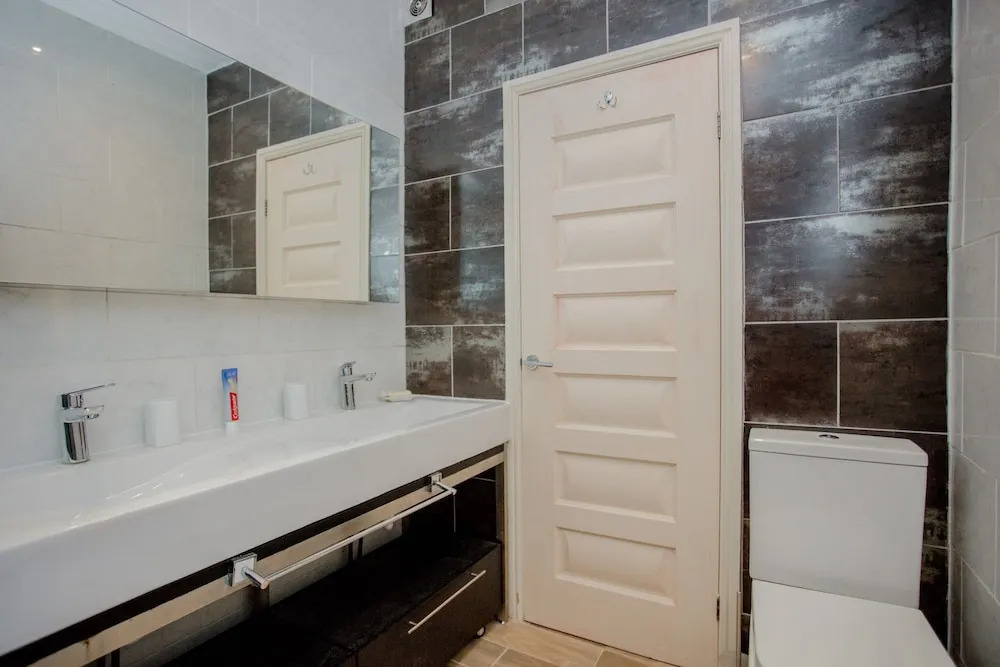 Garden Flat in Shepherds Bush