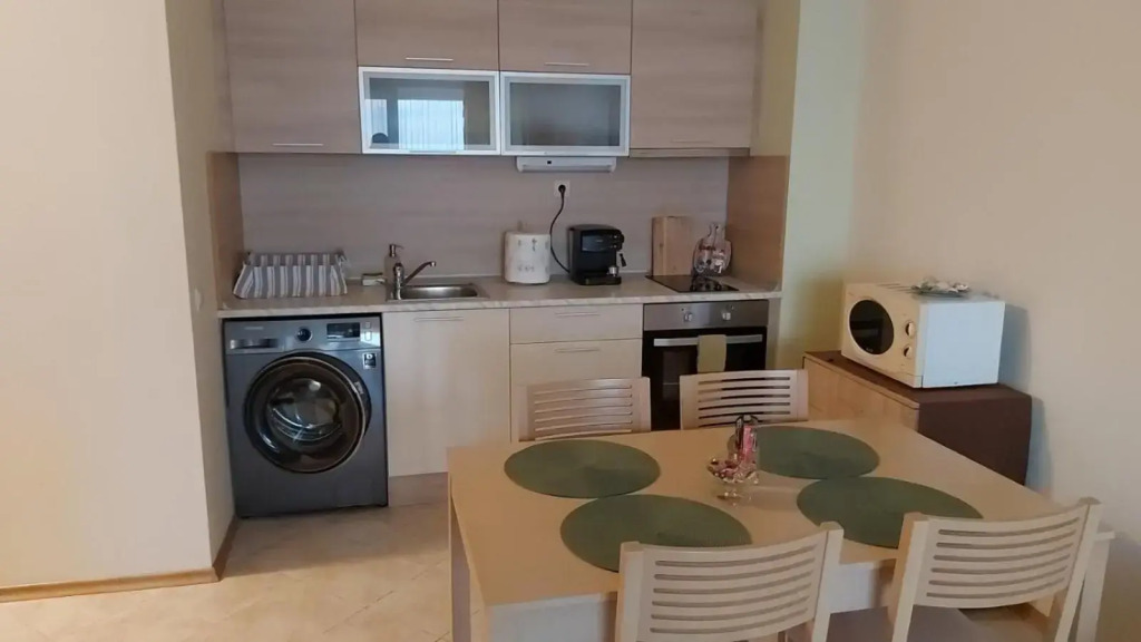 Private Apartment A12 in July Morning Seaside Resort
