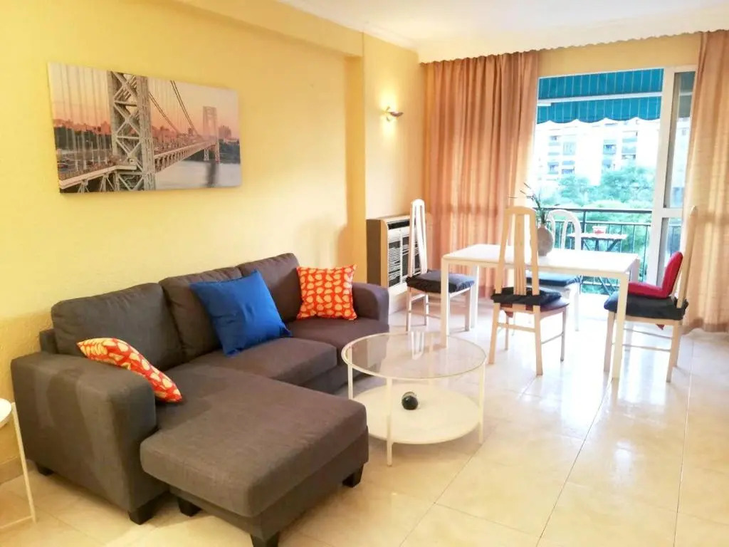 Apartment with 3 bedrooms in Malaga with balcony and WiFi