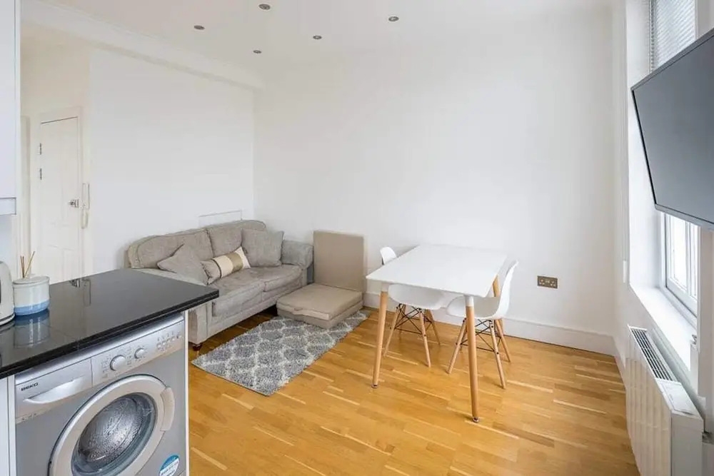 Bright 1 bed Apartment in Camden