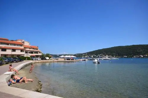 Apartments Jasna
