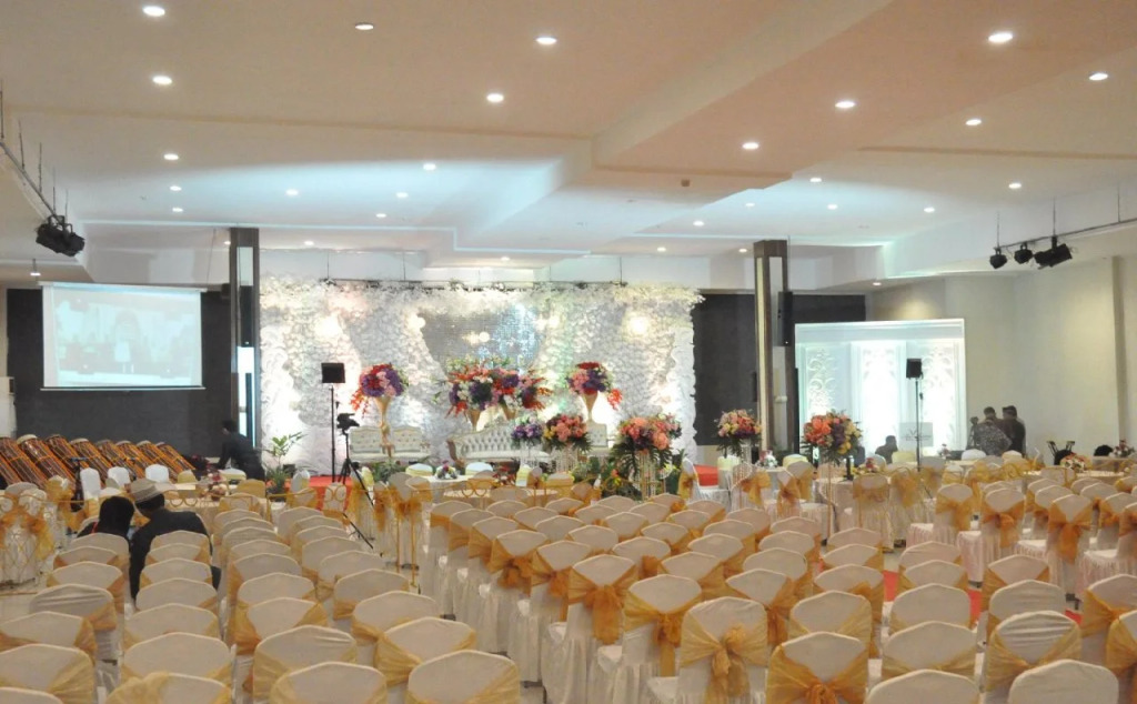 Garuda Plaza Hotel