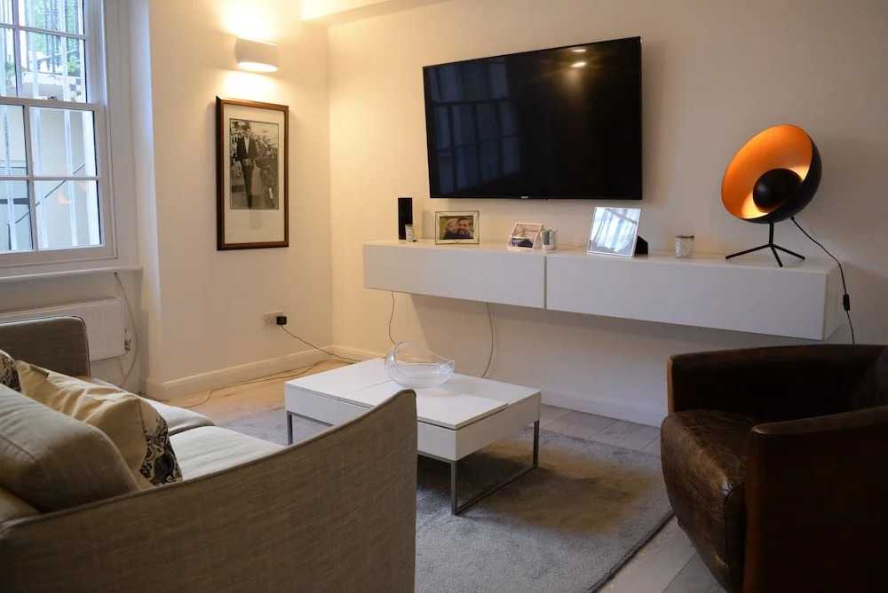 Modern 1 Bedroom Apartment in Notting Hill